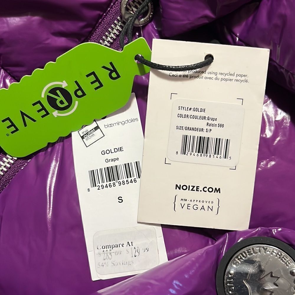 NOIZE Goldie Short Puffer Jacket in Grape - Picture 5 of 16